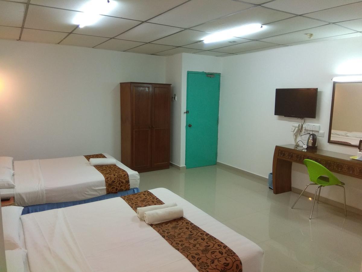 Hotel K T Mutiara Kuala Terengganu Bagian luar foto