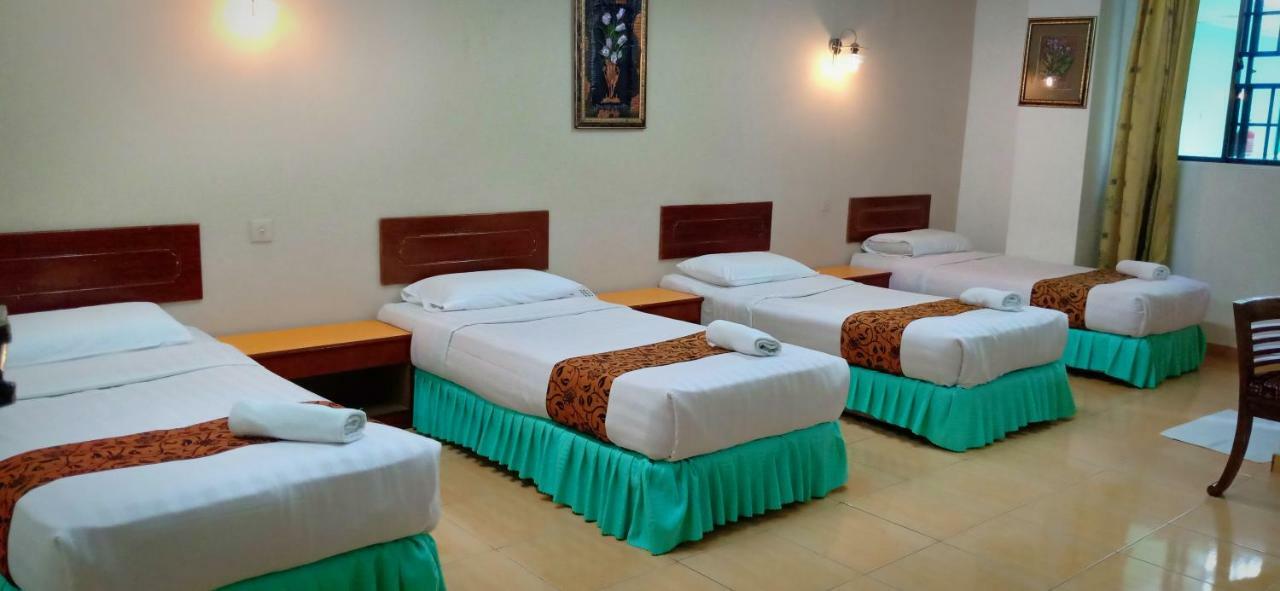 Hotel K T Mutiara Kuala Terengganu Bagian luar foto